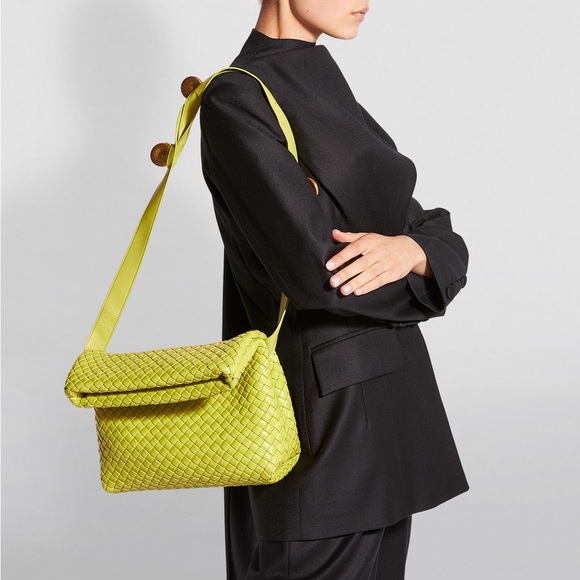 Bottega Veneta Nappa Intrecciato The Fold Crossbody in Kiwi - Picture 15 of 15